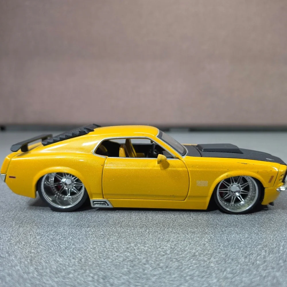Jada Toys Bigtime Muscle 1970 Ford Mustang Boss 429 1:24 Yellow Fair Custom